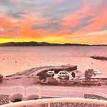 Sunset Sea Villa, Apartment *