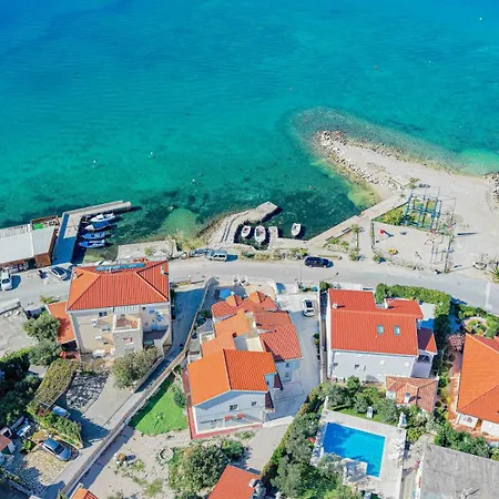 Апартаменты Sunset Sea Villa,